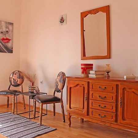 Apartments Gabriela ドルヴェニク エクステリア 写真