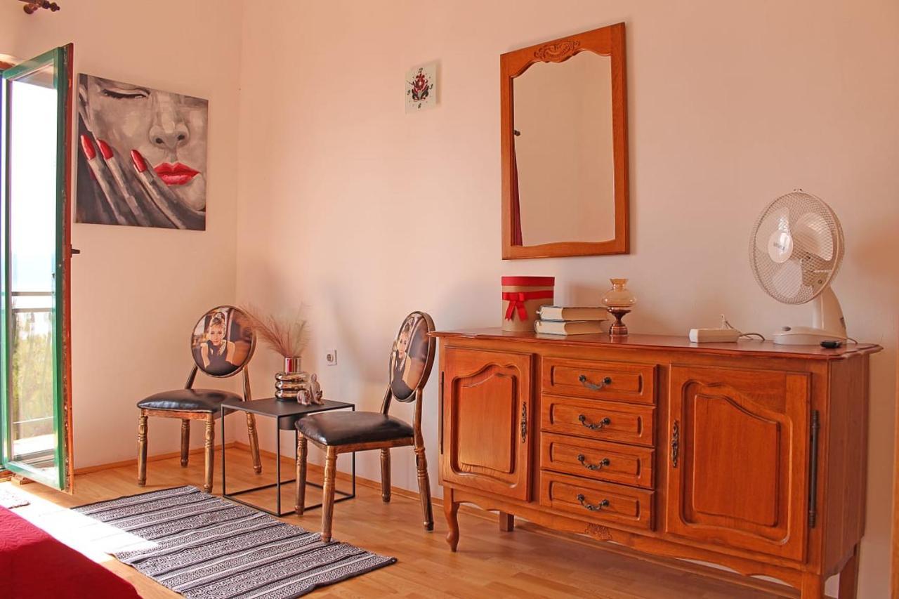 Apartments Gabriela ドルヴェニク エクステリア 写真