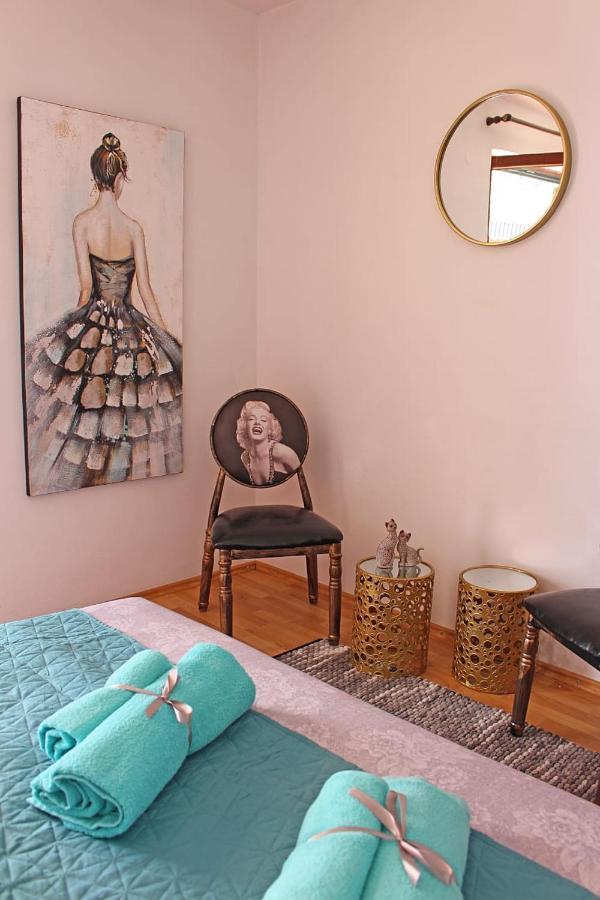 Apartments Gabriela ドルヴェニク エクステリア 写真